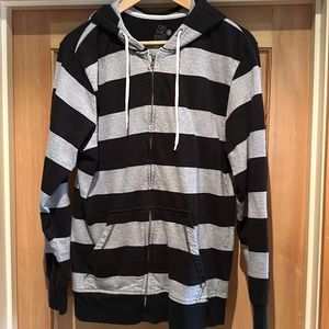 On The Byas Men’s Large Black/Gray Zip-Up Hoodie